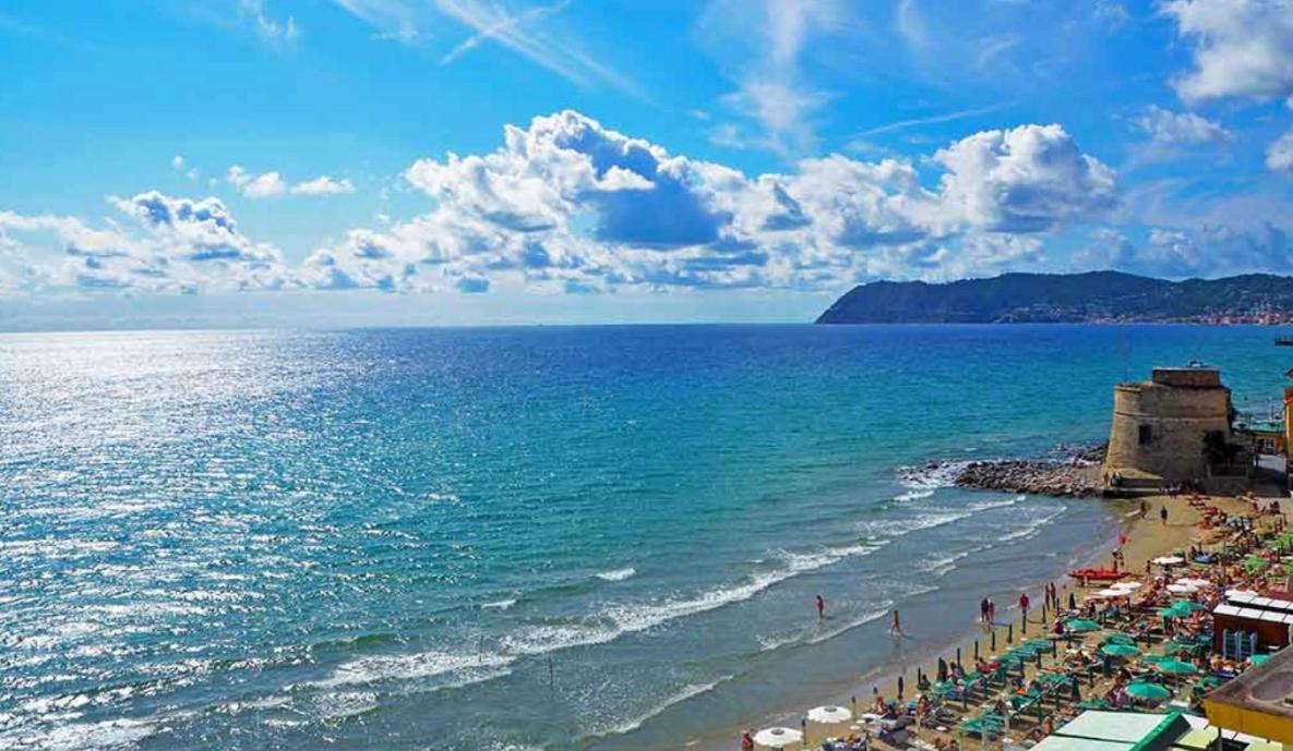 Hostdomus - Casa Corallo Alassio Dış mekan fotoğraf