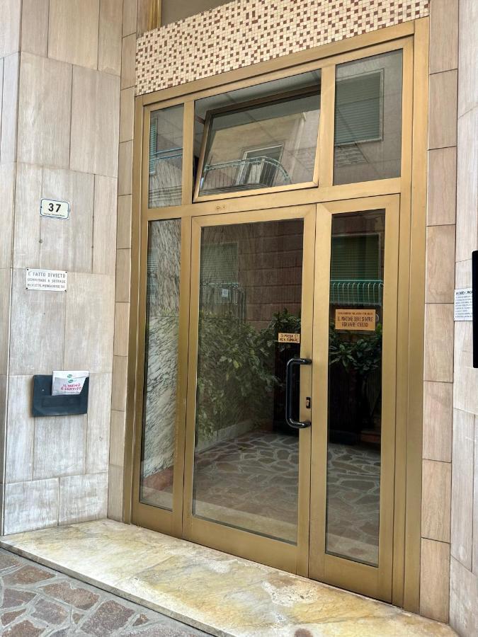 Hostdomus - Casa Corallo Alassio Dış mekan fotoğraf